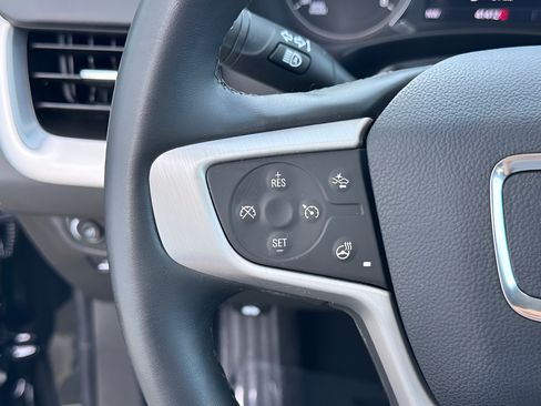 Used 2023 GMC Terrain SLT w/ Infotainment Package II AWD/4WD image 16