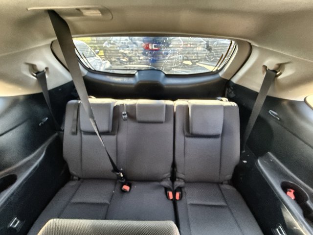 Used 2019 Toyota Highlander LE FWD image 22