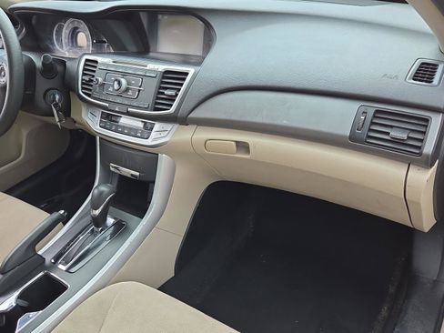 Used 2013 Honda Accord LX image 16
