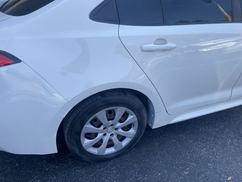 Used 2021 Toyota Corolla LE FWD image 10