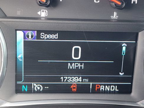 Used 2017 GMC Acadia SLT AWD/4WD image 14