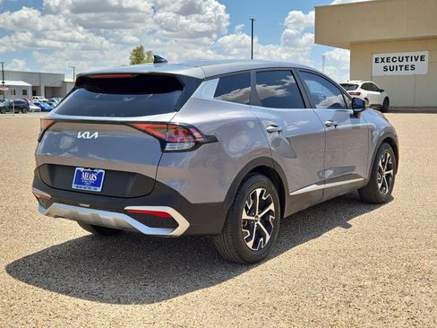 Used 2023 Kia Sportage EX FWD image 5