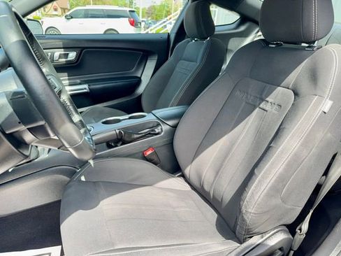 Used 2021 Ford Mustang Coupe RWD image 11