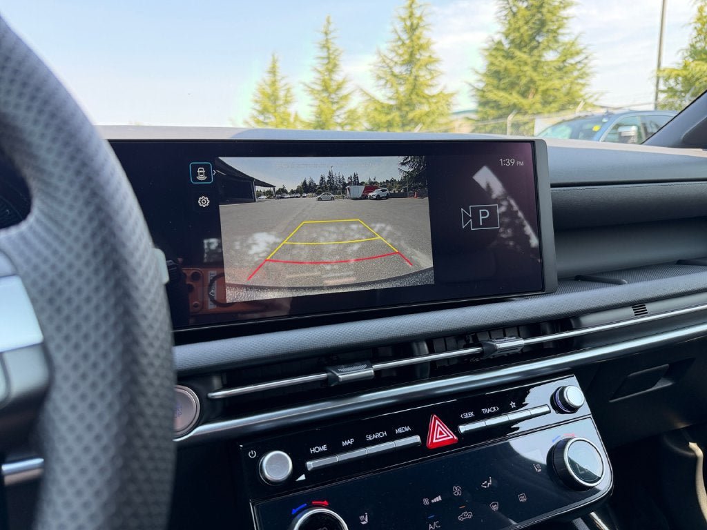 Certified 2025 Hyundai Santa Cruz SEL AWD/4WD image 18