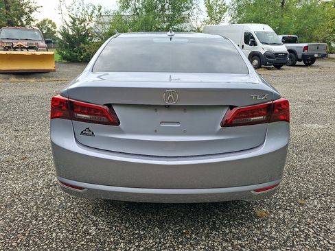 Used 2015 Acura TLX V6 image 4
