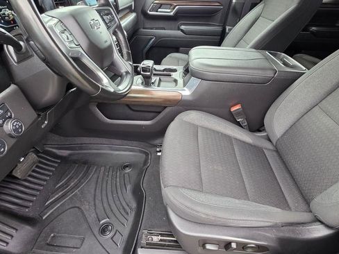Used 2023 Chevrolet Silverado 1500 LT Trail Boss w/ Protection Package AWD/4WD image 7
