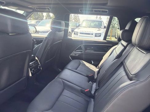 Used 2023 Land Rover Range Rover Long Wheelbase SE AWD/4WD image 7