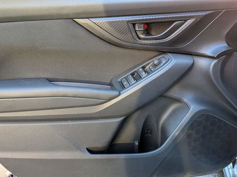 Used 2022 Subaru Crosstrek 2.0i image 10