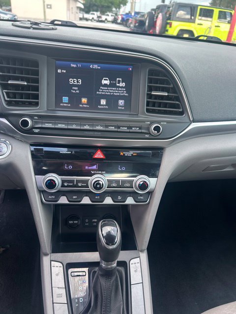 Used 2020 Hyundai Elantra Value Edition w/ Cargo Package (C1) FWD image 12