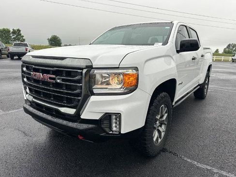 Used 2022 GMC Canyon AT4 w/ Trailering Package AWD/4WD image 4
