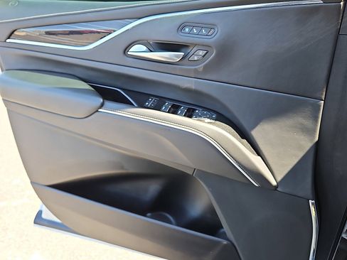 Used 2021 Cadillac Escalade ESV Sport w/ Driver Assist Tech Package image 12