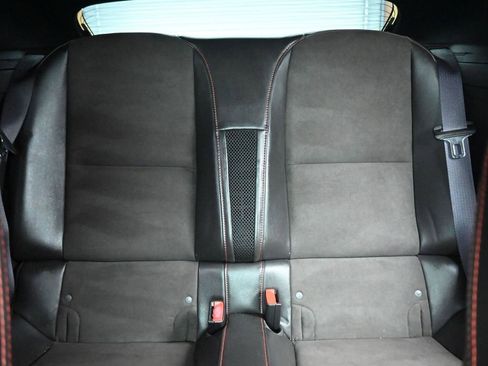 Used 2015 Chevrolet Camaro ZL1 RWD image 32