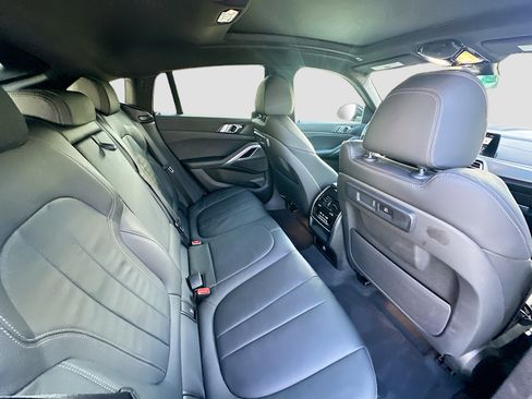 Certified 2022 BMW X6 xDrive40i w/ Premium Package image 32