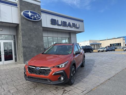 New 2025 Subaru Crosstrek 2.5i Limited w/ Crosstrek Mirror Package image 2