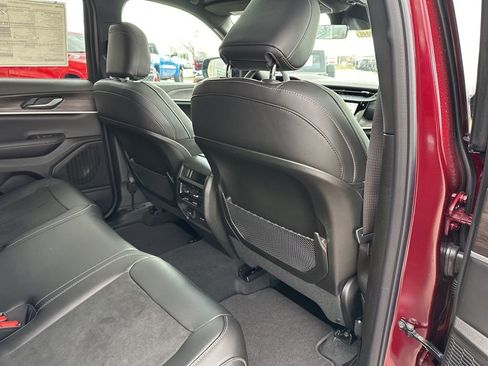 New 2026 Jeep Grand Cherokee Altitude image 47