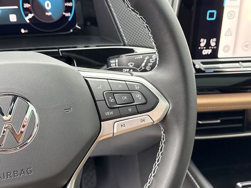 New 2026 Volkswagen Atlas Cross Sport SEL image 27