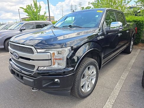 Used 2018 Ford F150 Platinum w/ Equipment Group 701A Luxury AWD/4WD image 4