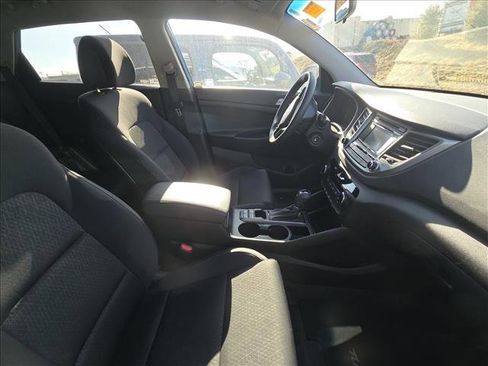 Used 2016 Hyundai Tucson SE w/ Option Group 02 image 6