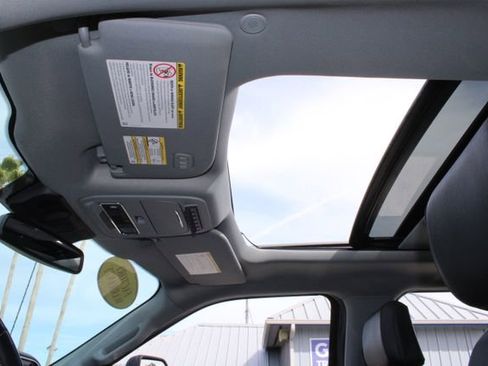 Used 2024 Ford F250 Lariat w/ Black Appearance Package image 23