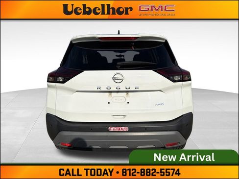 Used 2023 Nissan Rogue S AWD/4WD image 7