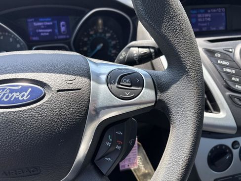 Used 2013 Ford Focus SE FWD image 17