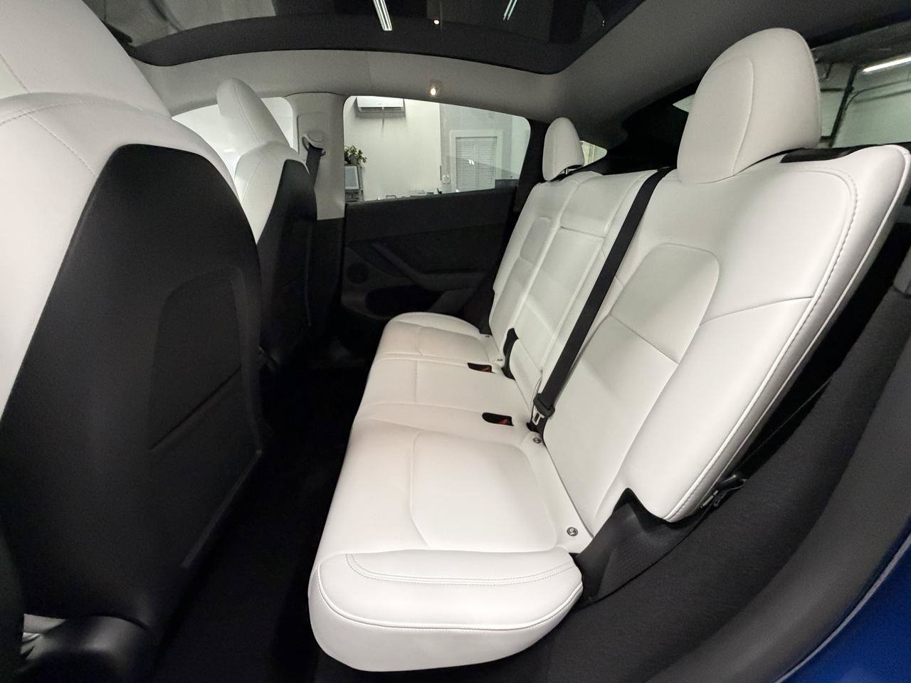 Used 2023 Tesla Model Y Performance AWD/4WD image 12