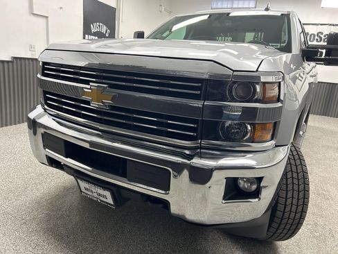 Used 2016 Chevrolet Silverado 2500 LT w/ LT Convenience Package image 2