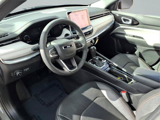 Used 2023 Jeep Compass Limited w/ Elite Group AWD/4WD image 11