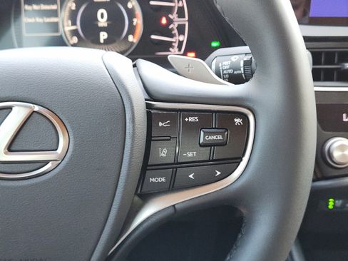 Used 2024 Lexus ES 350 w/ Premium Package FWD image 27