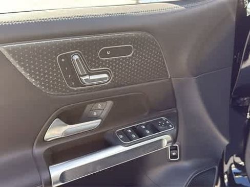 Certified 2025 Mercedes-Benz GLB 250 4MATIC image 56