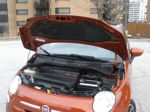 Used 2013 FIAT 500 Sport w/ Beats Audio Pkg FWD image 11