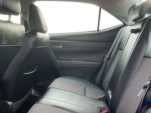 Used 2017 Toyota Corolla SE image 27