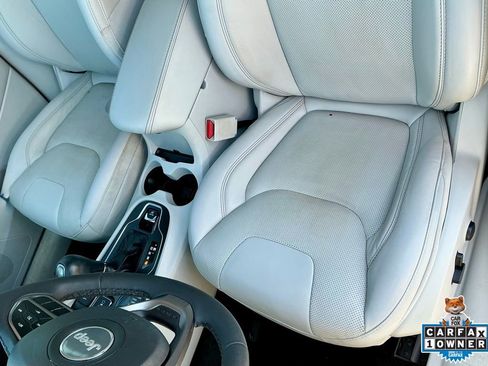 Used 2022 Jeep Cherokee Latitude Lux w/ Sun & Sound Group image 42