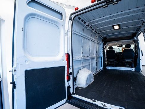 Used 2023 RAM ProMaster 2500 image 42