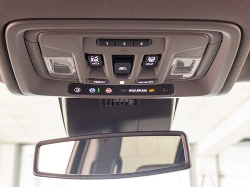 Used 2022 Chevrolet Silverado 1500 RST w/ Convenience Package II image 21