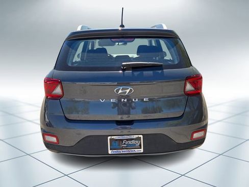 Used 2025 Hyundai Venue SEL image 5