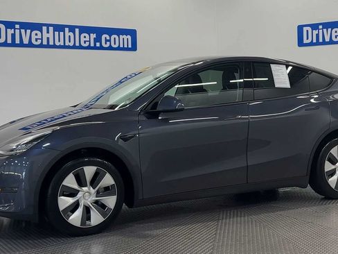 Used 2021 Tesla Model Y Long Range AWD/4WD image 4