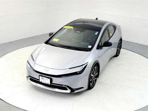 Used 2024 Toyota Prius Prime image 14
