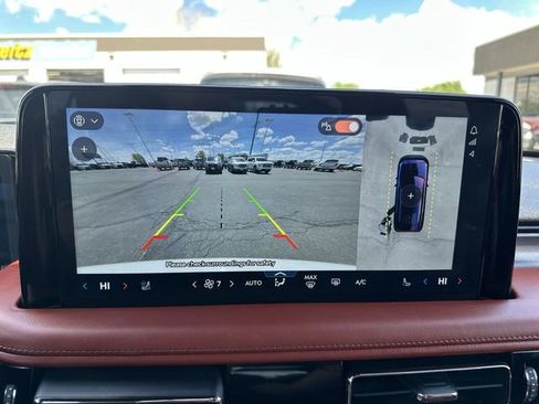 Used 2025 Lincoln Aviator Reserve w/ Equipment Group 201A AWD/4WD image 17