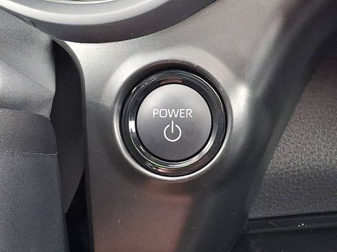 Used 2025 Toyota Sienna XSE FWD image 24