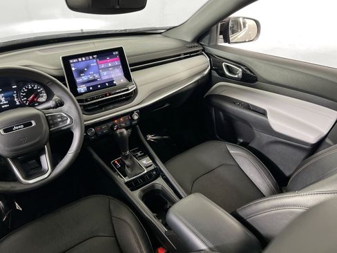 Used 2023 Jeep Compass Limited AWD/4WD image 21