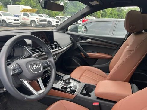 Used 2023 Audi Q5 2.0T Premium Plus AWD/4WD image 11