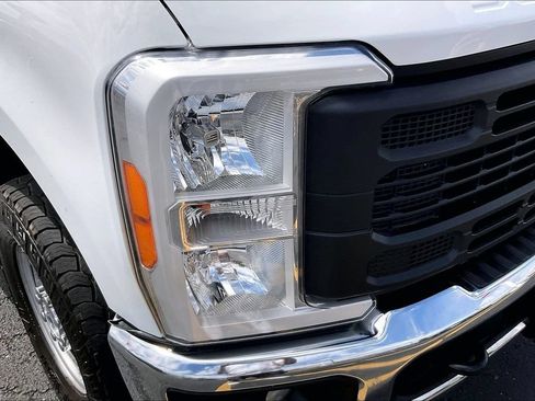 Used 2023 Ford F250 XL w/ XL Off-Road Package AWD/4WD image 28