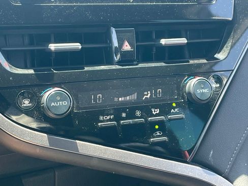 Used 2024 Toyota Camry LE FWD image 9