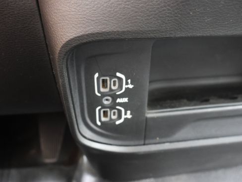 Used 2019 RAM 3500 Tradesman w/ Chrome Appearance Group AWD/4WD image 39