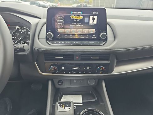 New 2026 Nissan Rogue SV image 24