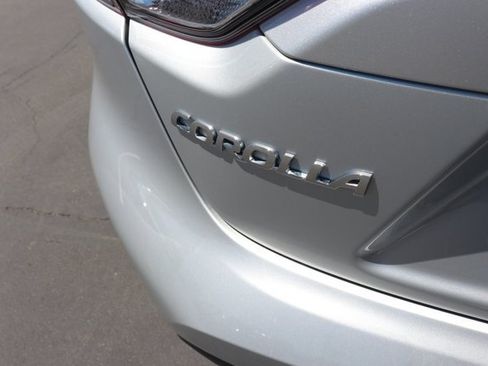 Used 2023 Toyota Corolla LE FWD image 6