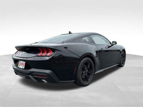 Certified 2024 Ford Mustang Coupe RWD image 5