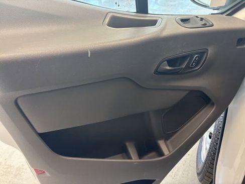 Used 2023 Ford Transit 350 XLT image 14