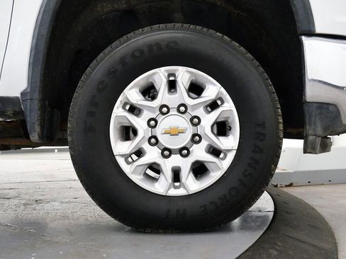 Used 2022 Chevrolet Silverado 2500 LT w/ Convenience Package AWD/4WD image 34